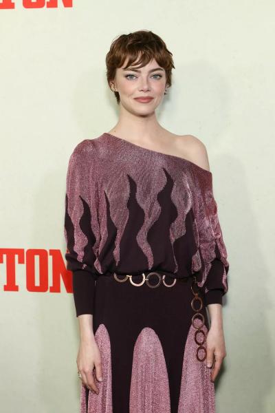 Образ дня: Эмма Стоун в наряде в стиле 20-х
Образ дня: Эмма Стоун в наряде в стиле 20-х