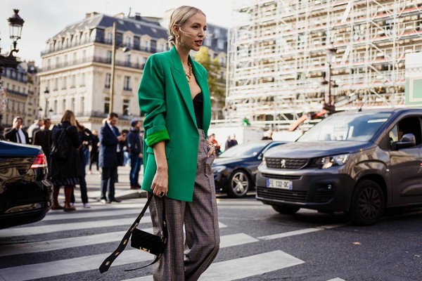 Какие цвета одежды в моде летом 2020
Какие цвета одежды в моде летом 2020