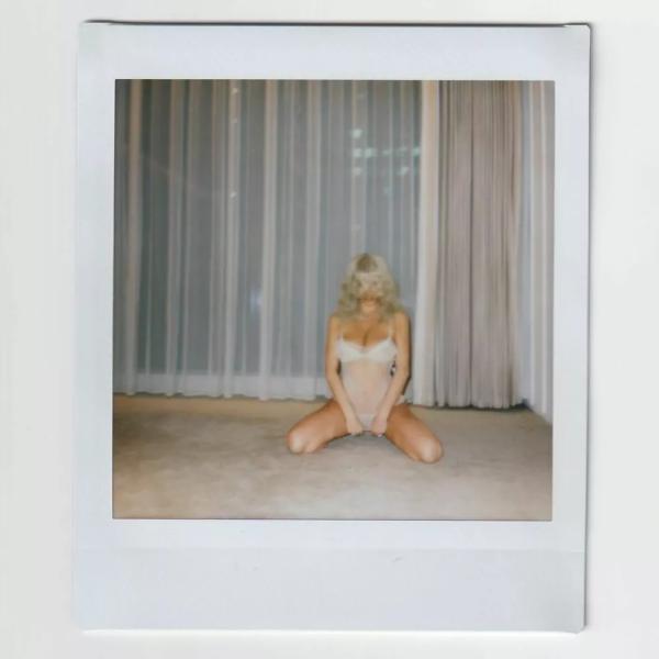 Бьянка Ценсори перекрасилась в блондинку
Бьянка Ценсори перекрасилась в блондинку