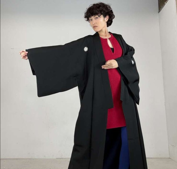 Кимоно — тренд лета 2025: как вписать его в гардероб и с чем сочетать Кимоно — тренд лета 2025: как вписать его в гардероб и с чем сочетать