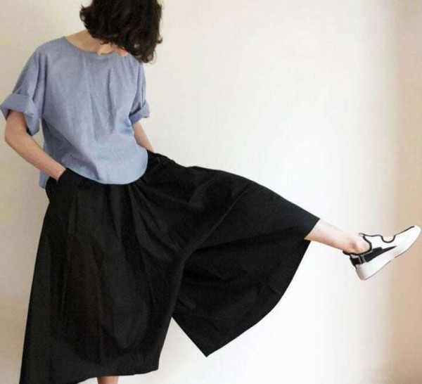 Коротко и ясно: с чем и как носить кюлоты этим летом Коротко и ясно: с чем и как носить кюлоты этим летом