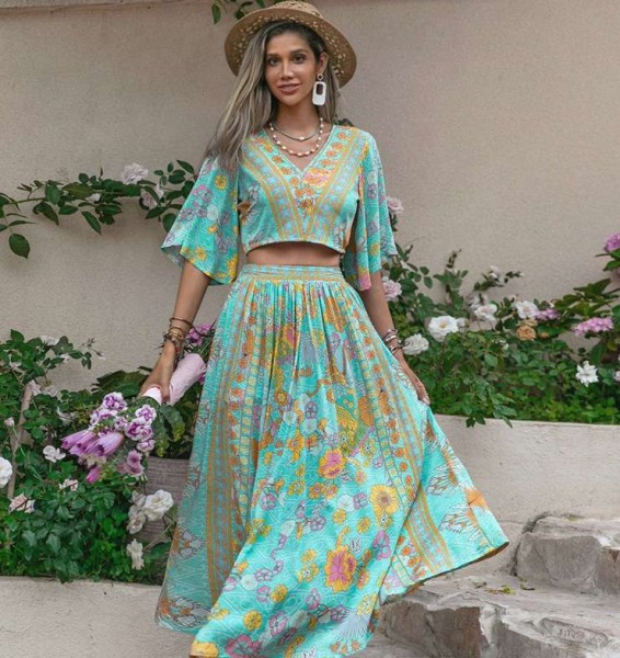 Мохнатый шмель на душистый хмель: как и с чем носить летом цыганскую юбку в пол Мохнатый шмель на душистый хмель: как и с чем носить летом цыганскую юбку в пол