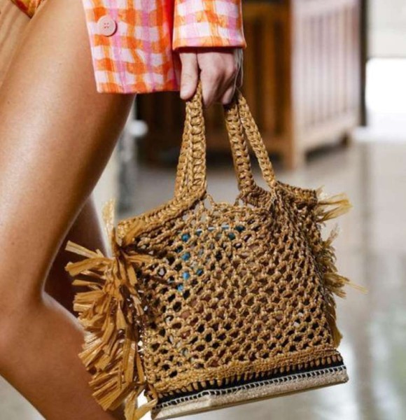 Вязаные истории: модные идеи, как интегрировать летний тренд в ваш гардероб