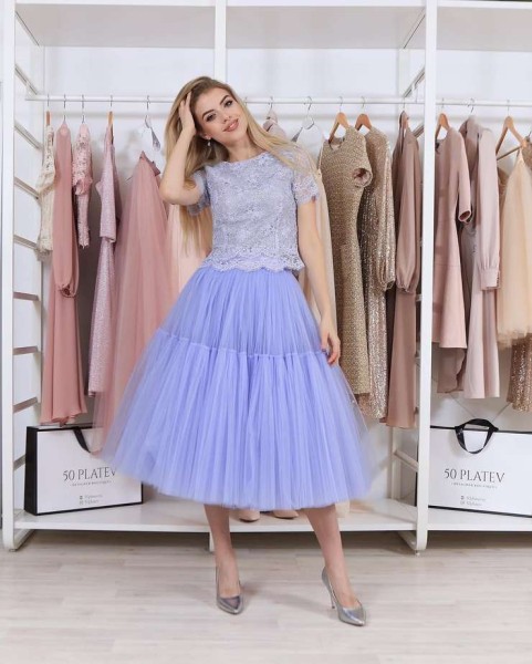 Воздушность и романтика: с чем носить трендовую ярусную юбку в этом сезоне Воздушность и романтика: с чем носить трендовую ярусную юбку в этом сезоне