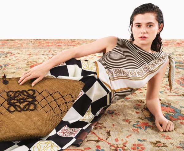 Летняя классика: как вписать плетеную сумку в любой образ, советы стилиста Летняя классика: как вписать плетеную сумку в любой образ, советы стилиста