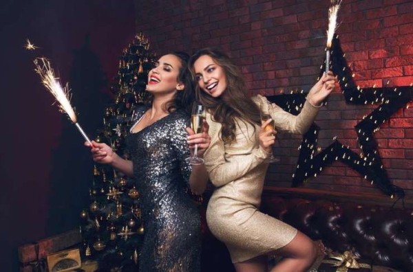 В чем встречать Новый год 2026 Огненной Лошади: рекомендации по знакам Зодиака В чем встречать Новый год 2026 Огненной Лошади: рекомендации по знакам Зодиака