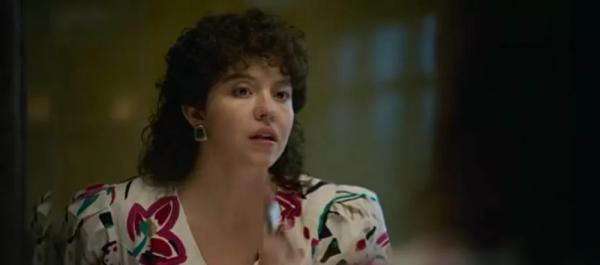 
                Сидни Суини кардинально сменила имидж и стала брюнеткой            