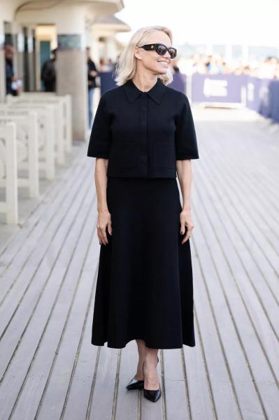 
                От Оливии Палермо до Памелы Андерсон: самые хорошо одетые знаменитости сентября            