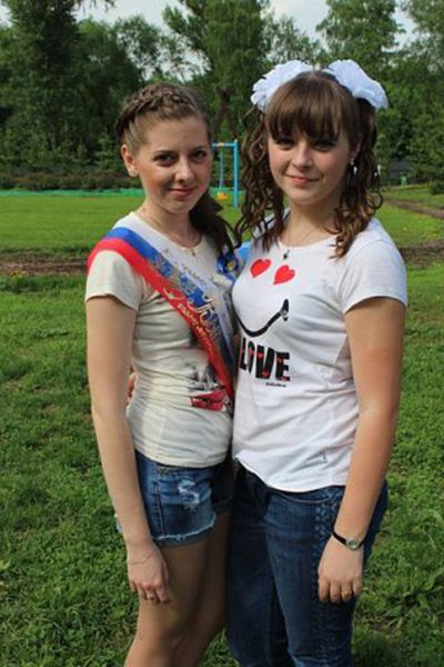 Красивые школьницы и красавица навсегда Красивые школьницы и красавица навсегда