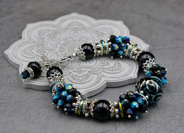 Что носить на новогодних праздниках и зимой 2026?