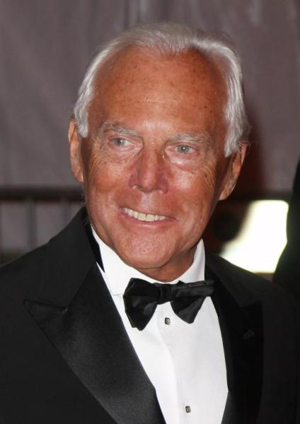 Скончался модельер Джорджо Армани
Скончался модельер Джорджо Армани