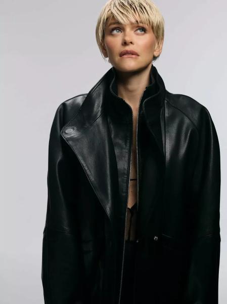 Анна Хилькевич кардинально сменила имидж
Анна Хилькевич кардинально сменила имидж