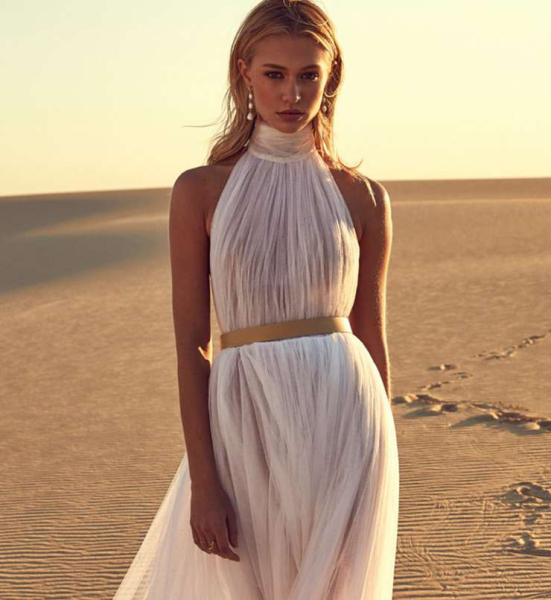 Королева? Богиня: стилист рассказала, как одеваться в стиле Goddess Aesthetic