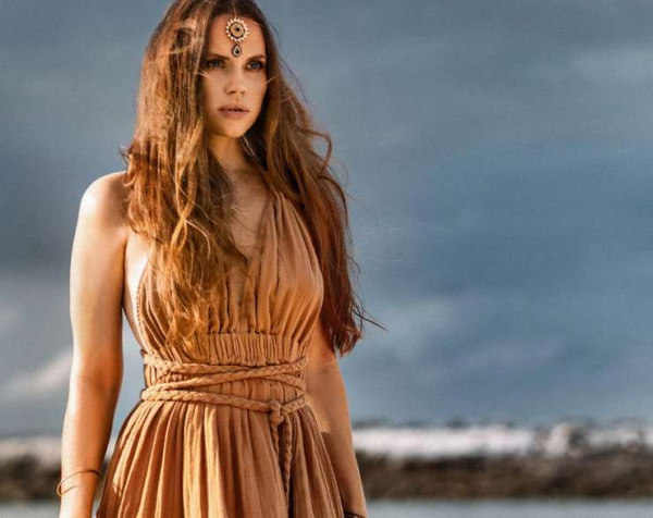 Королева? Богиня: стилист рассказала, как одеваться в стиле Goddess Aesthetic