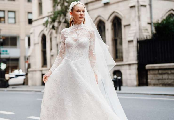 Летняя свадьба 2025: модные тренды и советы стилиста для невест