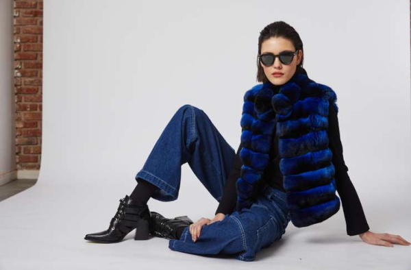 Меховые жилетки опять в тренде: какие выбрать и как носить осенью и зимой Меховые жилетки опять в тренде: какие выбрать и как носить осенью и зимой