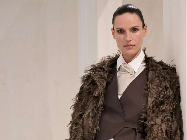 Меховые жилетки опять в тренде: какие выбрать и как носить осенью и зимой Меховые жилетки опять в тренде: какие выбрать и как носить осенью и зимой