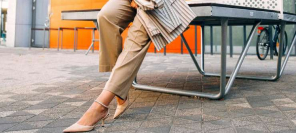 Мини — мимо: 5 правил офисного летнего этикета от стилиста Мини — мимо: 5 правил офисного летнего этикета от стилиста