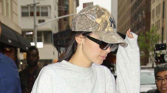 Пять стильных вещей, которые стоит украсть у мужчины