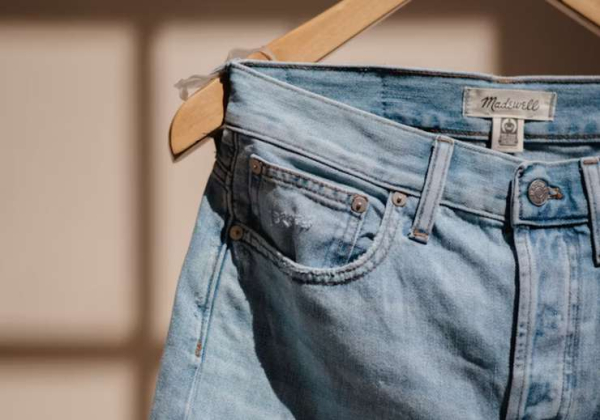 Сидят, как влитые: как выбрать идеальные джинсы без примерки за 1 минуту Сидят, как влитые: как выбрать идеальные джинсы без примерки за 1 минуту