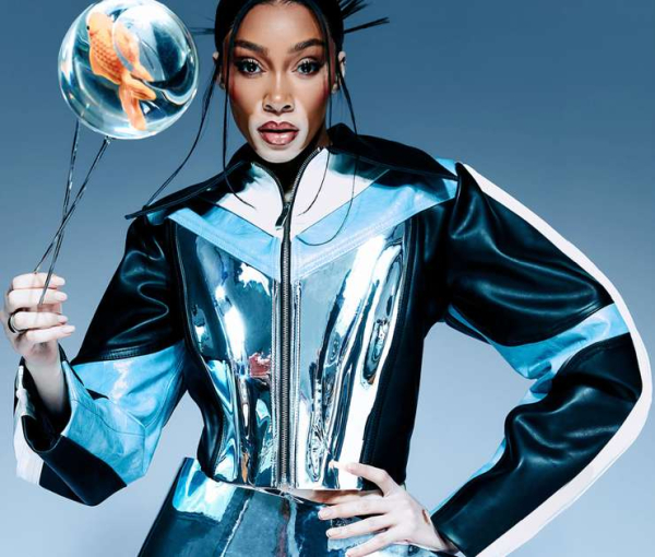 Синий-синий иней: как и с чем носить трендовый цвет осени — 4 совета стилиста Синий-синий иней: как и с чем носить трендовый цвет осени — 4 совета стилиста