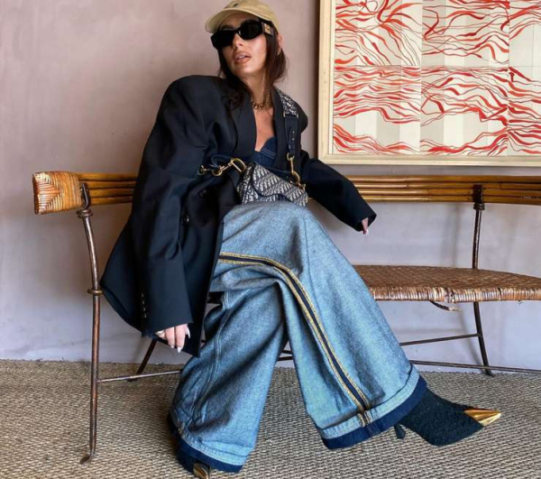 Синий-синий иней: как и с чем носить трендовый цвет осени — 4 совета стилиста Синий-синий иней: как и с чем носить трендовый цвет осени — 4 совета стилиста