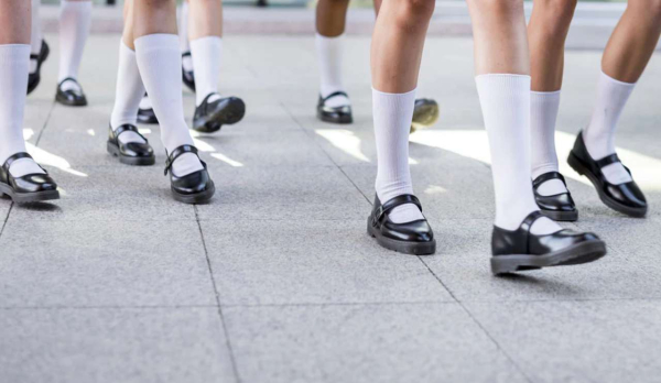 Туфли, кроссовки и сапоги: 5 моделей обуви, которые пригодятся в учебном году Туфли, кроссовки и сапоги: 5 моделей обуви, которые пригодятся в учебном году