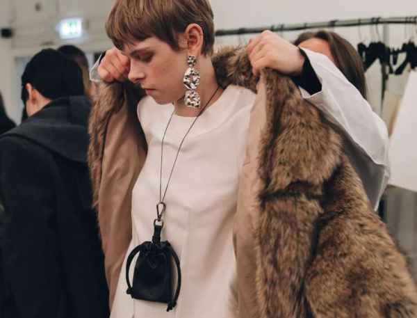 Зима близко: какие шубы будут актуальны в сезоне 2025—2026 Зима близко: какие шубы будут актуальны в сезоне 2025—2026